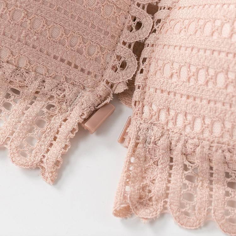 DERUILADY Sexy Lace Wireless Front Closure Bras For Women Sexy Lingerie Comfort Push Up Bra Adjusted Plus Size Backless Bralette