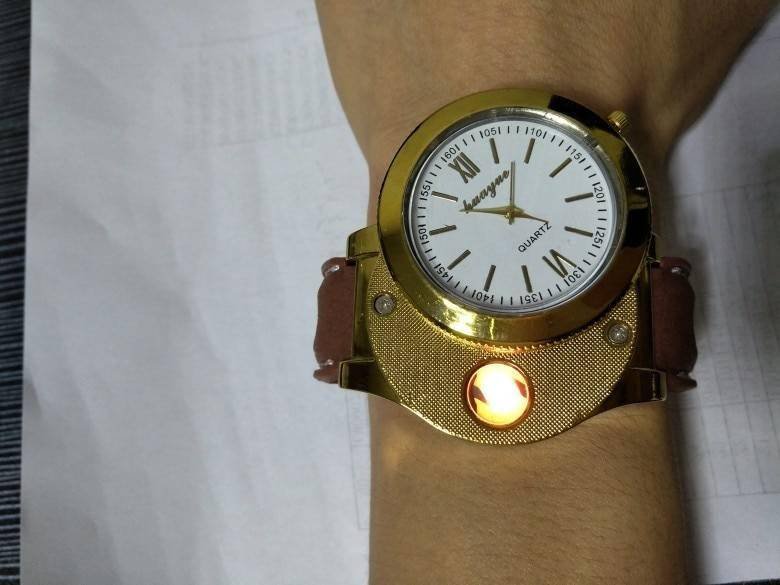 Men watch Quartz Watch with Cigarette Lighter Watch Red light Electronic Flameless Windproof Cigarette Lighter male clock F777 Men watch Quartz Watch with Cigarette Lighter Watch Red light Electronic Flameless Windproof Cigarette Lighter male clock F777