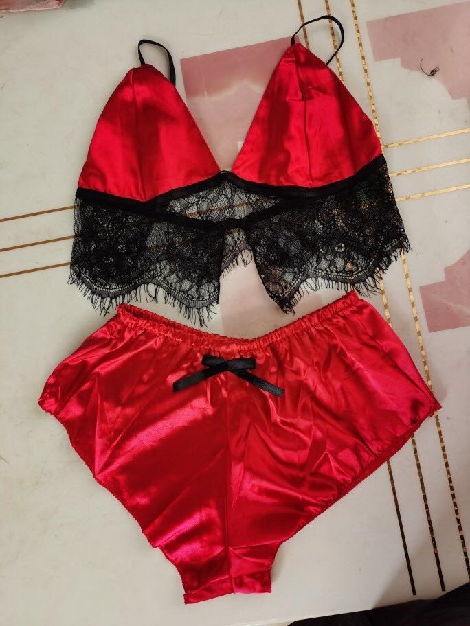 2PCS Women Underwear Sexy Silk Satin Lingerie Pajamas Crop Tops Bra+Shorts Sets Sexy Female V-Neck Sleeveless Nightwear