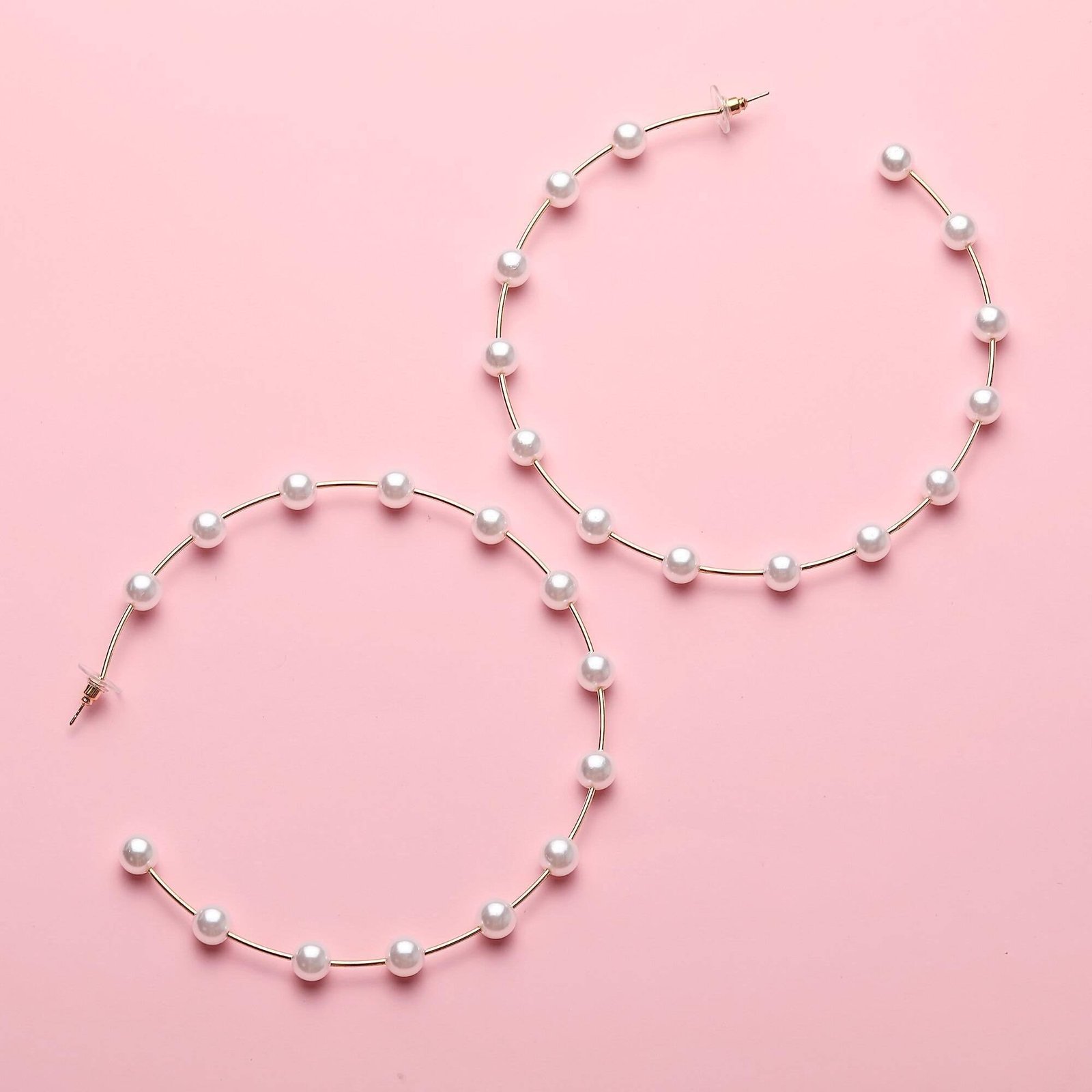 Women Elegant White/Black Simulated Pearls Statement Earrings Big Small Circle Round Metal Gold Hoop Earrings Nightclub Jewelry