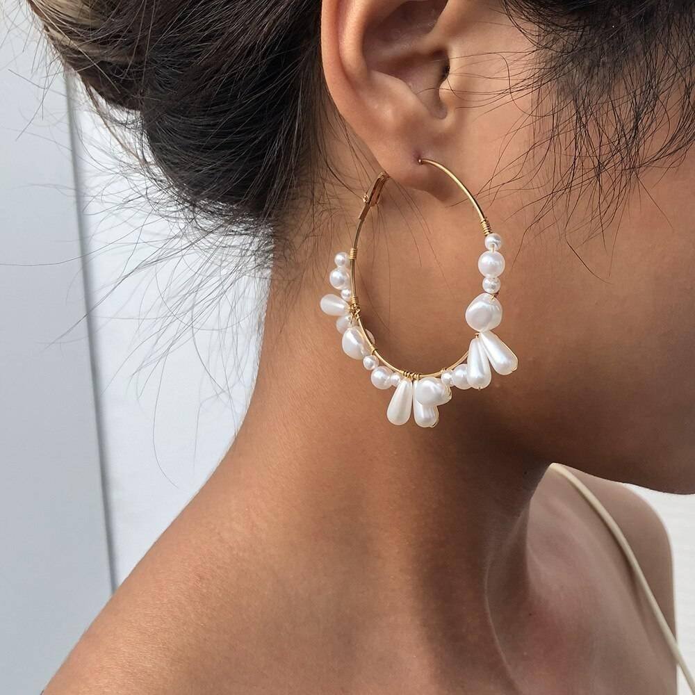Women Elegant White/Black Simulated Pearls Statement Earrings Big Small Circle Round Metal Gold Hoop Earrings Nightclub Jewelry