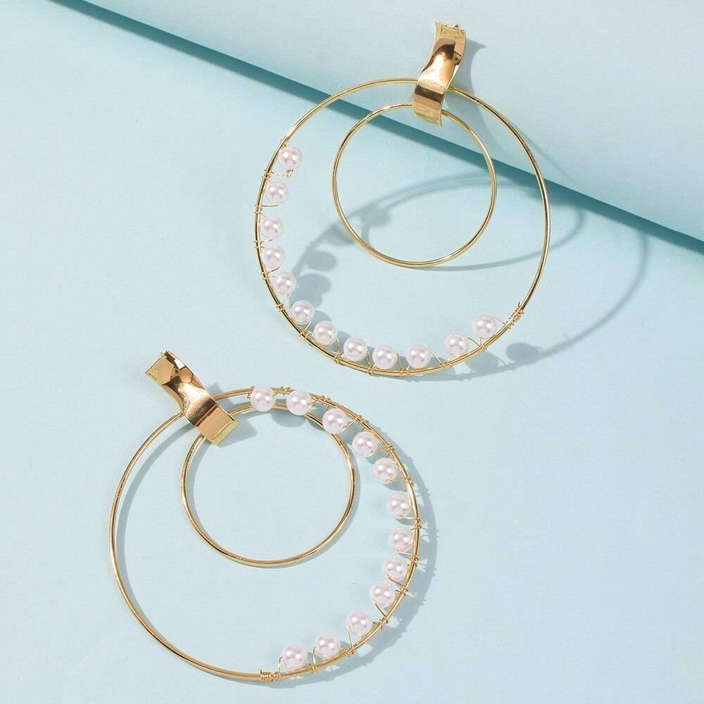 Women Elegant White/Black Simulated Pearls Statement Earrings Big Small Circle Round Metal Gold Hoop Earrings Nightclub Jewelry